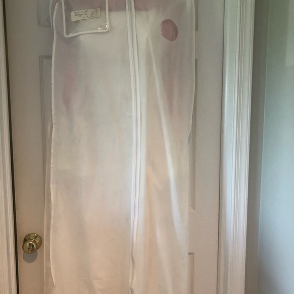 Jim Hjelm custom gown. Brand new - Picture 4 of 4